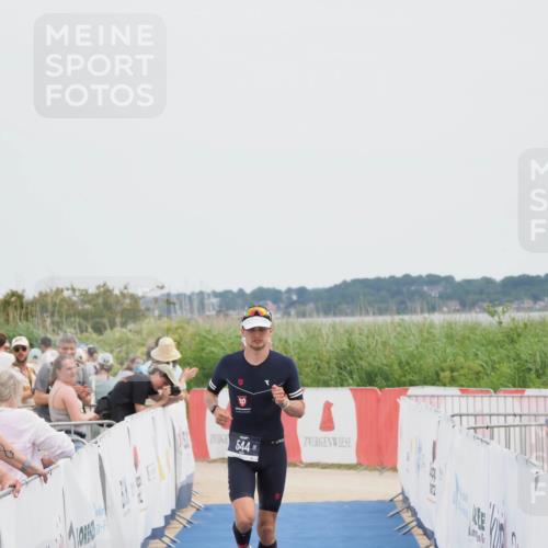 22.06.2025 - Viking Triathlon MichiJ http://msf.ph/oto/8082422 22.06.2025 14:33:05 Ziel 544 meine-sportfotos.de