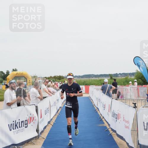 22.06.2025 - Viking Triathlon MichiJ http://msf.ph/oto/8082533 22.06.2025 14:33:07 Ziel 90, 544 meine-sportfotos.de