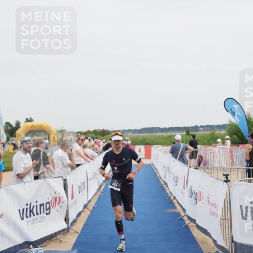 22.06.2025 - Viking Triathlon MichiJ http://msf.ph/oto/8082538 22.06.2025 14:33:07 Ziel 90, 544 meine-sportfotos.de