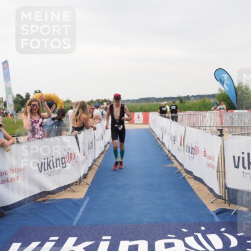 22.06.2025 - Viking Triathlon MichiJ http://msf.ph/oto/8082604 22.06.2025 16:01:36 Ziel 291, 543 meine-sportfotos.de