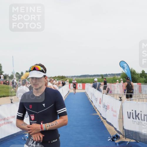 22.06.2025 - Viking Triathlon MichiJ http://msf.ph/oto/8082607 22.06.2025 14:33:08 Ziel 90, 544 meine-sportfotos.de