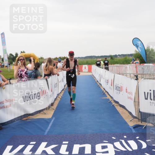 22.06.2025 - Viking Triathlon MichiJ http://msf.ph/oto/8082629 22.06.2025 16:01:36 Ziel 291, 543 meine-sportfotos.de