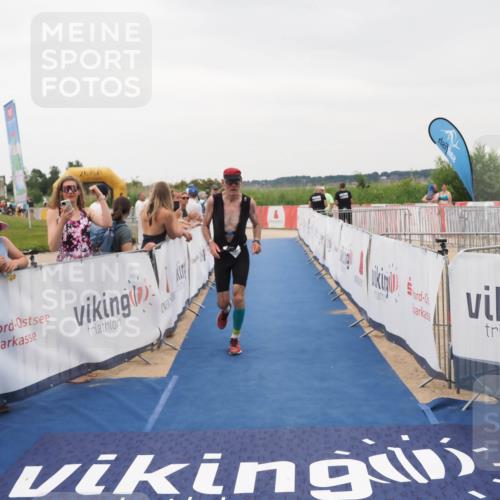 22.06.2025 - Viking Triathlon MichiJ http://msf.ph/oto/8082634 22.06.2025 16:01:36 Ziel 291, 543 meine-sportfotos.de