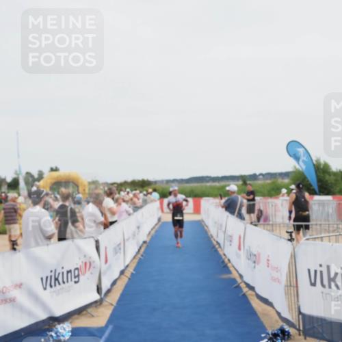 22.06.2025 - Viking Triathlon MichiJ http://msf.ph/oto/8082643 22.06.2025 14:33:11 Ziel 90, 544 meine-sportfotos.de