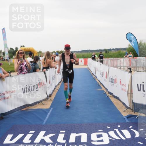 22.06.2025 - Viking Triathlon MichiJ http://msf.ph/oto/8082646 22.06.2025 16:01:37 Ziel 291, 543 meine-sportfotos.de