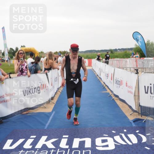 22.06.2025 - Viking Triathlon MichiJ http://msf.ph/oto/8082676 22.06.2025 16:01:37 Ziel 291, 543 meine-sportfotos.de