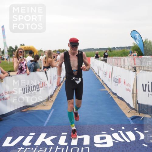22.06.2025 - Viking Triathlon MichiJ http://msf.ph/oto/8082689 22.06.2025 16:01:38 Ziel 543 meine-sportfotos.de