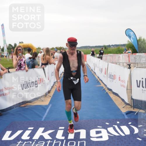22.06.2025 - Viking Triathlon MichiJ http://msf.ph/oto/8082696 22.06.2025 16:01:38 Ziel 543 meine-sportfotos.de