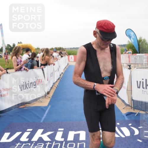 22.06.2025 - Viking Triathlon MichiJ http://msf.ph/oto/8082734 22.06.2025 16:01:39 Ziel 543 meine-sportfotos.de