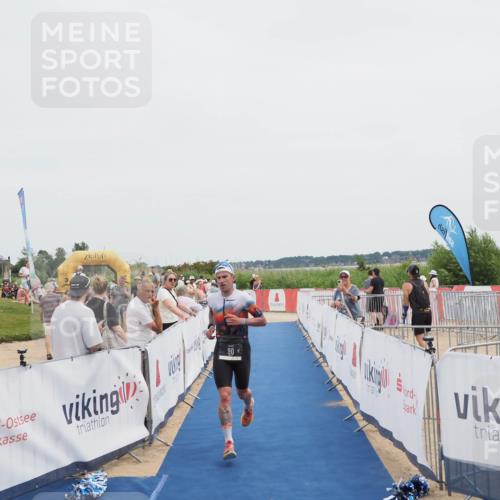 22.06.2025 - Viking Triathlon MichiJ http://msf.ph/oto/8082738 22.06.2025 14:33:13 Ziel 90 meine-sportfotos.de