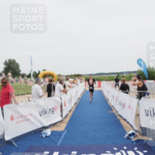 22.06.2025 - Viking Triathlon MichiJ http://msf.ph/oto/8082781 22.06.2025 14:33:44 Ziel 152, 189 meine-sportfotos.de