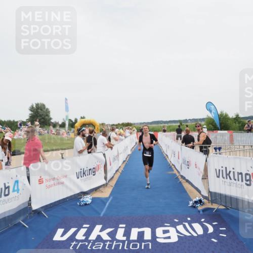 22.06.2025 - Viking Triathlon MichiJ http://msf.ph/oto/8082852 22.06.2025 14:33:45 Ziel 152, 189 meine-sportfotos.de