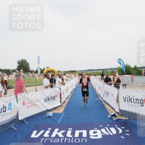 22.06.2025 - Viking Triathlon MichiJ http://msf.ph/oto/8082859 22.06.2025 14:33:45 Ziel 152, 189 meine-sportfotos.de