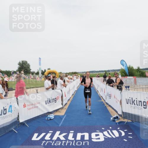 22.06.2025 - Viking Triathlon MichiJ http://msf.ph/oto/8082865 22.06.2025 14:33:45 Ziel 152, 189 meine-sportfotos.de
