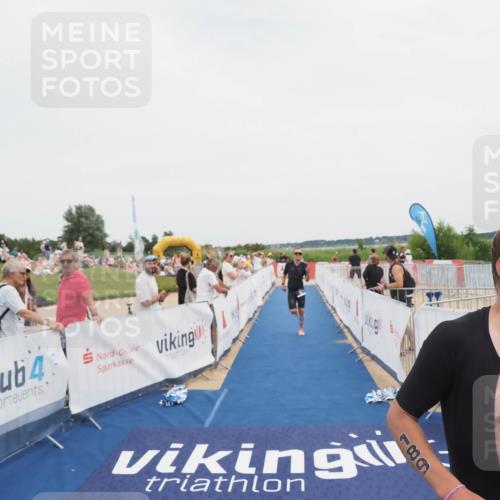 22.06.2025 - Viking Triathlon MichiJ http://msf.ph/oto/8082913 22.06.2025 14:33:47 Ziel 152, 189 meine-sportfotos.de