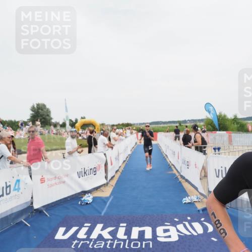 22.06.2025 - Viking Triathlon MichiJ http://msf.ph/oto/8082919 22.06.2025 14:33:47 Ziel 152, 189 meine-sportfotos.de