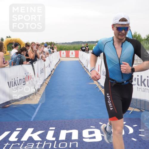 22.06.2025 - Viking Triathlon MichiJ http://msf.ph/oto/8082934 22.06.2025 16:01:48 Ziel 121 meine-sportfotos.de