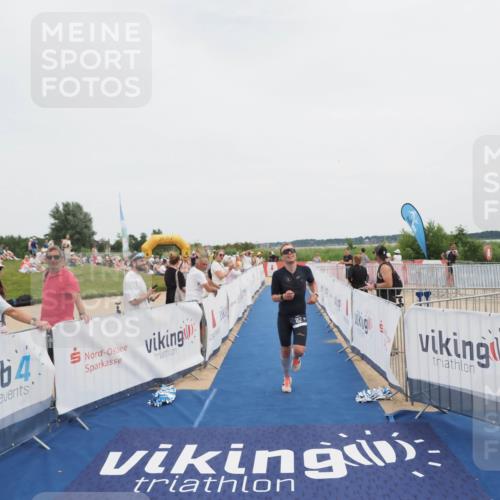 22.06.2025 - Viking Triathlon MichiJ http://msf.ph/oto/8082967 22.06.2025 14:33:48 Ziel 152, 189 meine-sportfotos.de