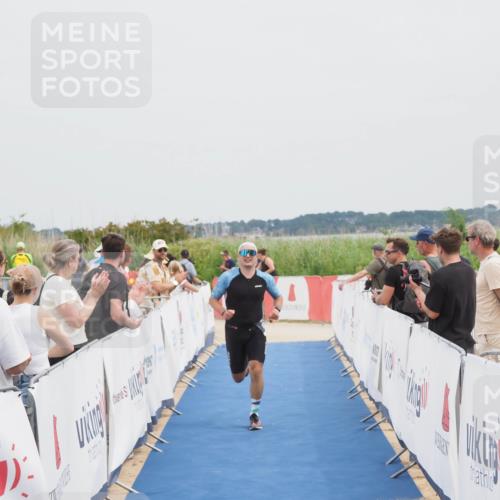 22.06.2025 - Viking Triathlon MichiJ http://msf.ph/oto/8083493 22.06.2025 14:41:09 Ziel 458 meine-sportfotos.de