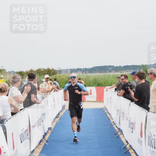22.06.2025 - Viking Triathlon MichiJ http://msf.ph/oto/8083508 22.06.2025 14:41:10 Ziel 458 meine-sportfotos.de