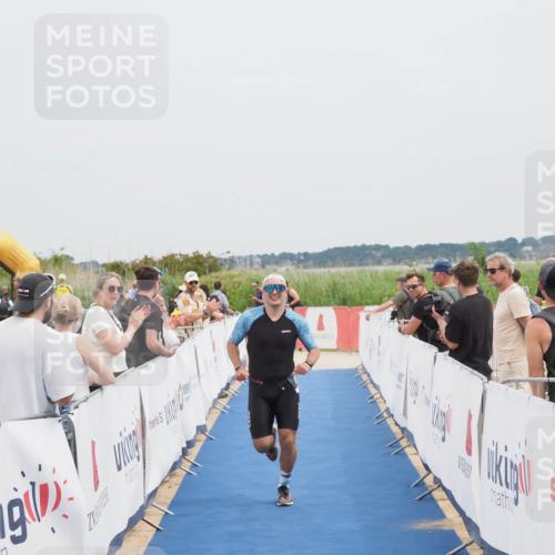 22.06.2025 - Viking Triathlon MichiJ http://msf.ph/oto/8083539 22.06.2025 14:41:10 Ziel 458 meine-sportfotos.de