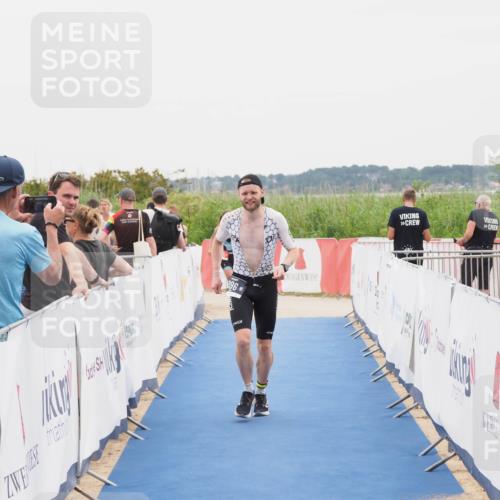 22.06.2025 - Viking Triathlon MichiJ http://msf.ph/oto/8083549 22.06.2025 16:10:22 Ziel 290, 396, 605 meine-sportfotos.de