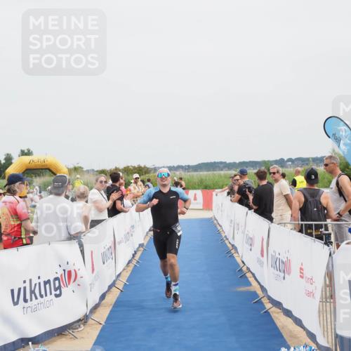 22.06.2025 - Viking Triathlon MichiJ http://msf.ph/oto/8083571 22.06.2025 14:41:11 Ziel 458 meine-sportfotos.de