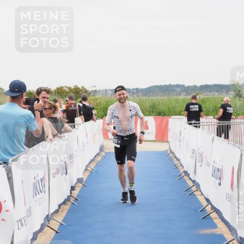22.06.2025 - Viking Triathlon MichiJ http://msf.ph/oto/8083575 22.06.2025 16:10:23 Ziel 290, 396, 605 meine-sportfotos.de