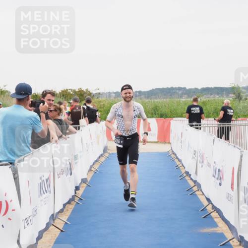22.06.2025 - Viking Triathlon MichiJ http://msf.ph/oto/8083582 22.06.2025 16:10:23 Ziel 290, 396, 605 meine-sportfotos.de
