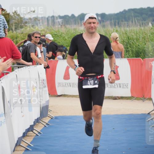 22.06.2025 - Viking Triathlon MichiJ http://msf.ph/oto/8083664 22.06.2025 14:49:33 Ziel 176 meine-sportfotos.de