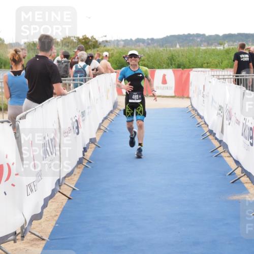 22.06.2025 - Viking Triathlon MichiJ http://msf.ph/oto/8083736 22.06.2025 16:17:41 Ziel 489 meine-sportfotos.de