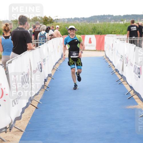 22.06.2025 - Viking Triathlon MichiJ http://msf.ph/oto/8083758 22.06.2025 16:17:41 Ziel 489 meine-sportfotos.de