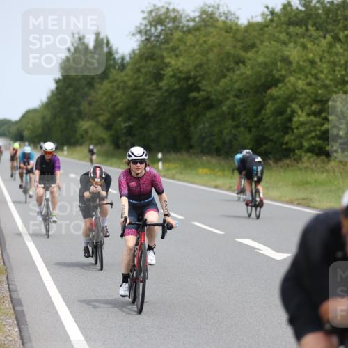 22.06.2025 - Viking Triathlon Yannick Fuchs http://msf.ph/oto/8083769 22.06.2025 12:31:43 Radfahren 37, 107, 114, 204, 266, 314, 333, 364, 412, 423, 500, 525, 540 meine-sportfotos.de