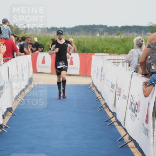 22.06.2025 - Viking Triathlon MichiJ http://msf.ph/oto/8083818 22.06.2025 14:49:41 Ziel 176, 310 meine-sportfotos.de