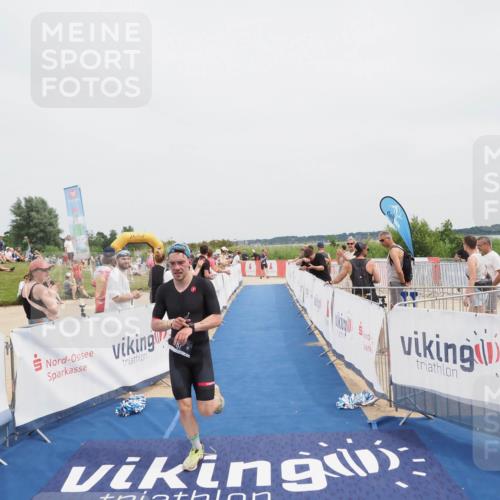 22.06.2025 - Viking Triathlon MichiJ http://msf.ph/oto/8083841 22.06.2025 14:41:41 Ziel 87 meine-sportfotos.de