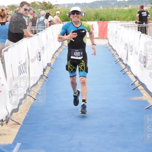 22.06.2025 - Viking Triathlon MichiJ http://msf.ph/oto/8083843 22.06.2025 16:17:42 Ziel 489 meine-sportfotos.de