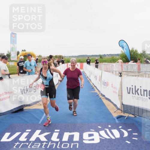22.06.2025 - Viking Triathlon MichiJ http://msf.ph/oto/8083901 22.06.2025 16:10:29 Ziel 290, 396, 605 meine-sportfotos.de