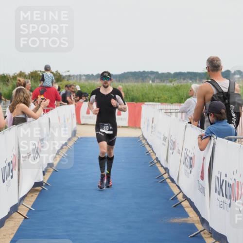 22.06.2025 - Viking Triathlon MichiJ http://msf.ph/oto/8083912 22.06.2025 14:49:43 Ziel 310 meine-sportfotos.de