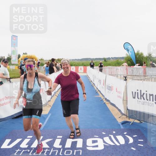 22.06.2025 - Viking Triathlon MichiJ http://msf.ph/oto/8083923 22.06.2025 16:10:29 Ziel 290, 396, 605 meine-sportfotos.de