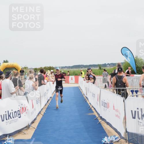 22.06.2025 - Viking Triathlon MichiJ http://msf.ph/oto/8083935 22.06.2025 14:41:57 Ziel 527 meine-sportfotos.de
