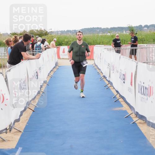 22.06.2025 - Viking Triathlon MichiJ http://msf.ph/oto/8083938 22.06.2025 16:18:32 Ziel 186 meine-sportfotos.de