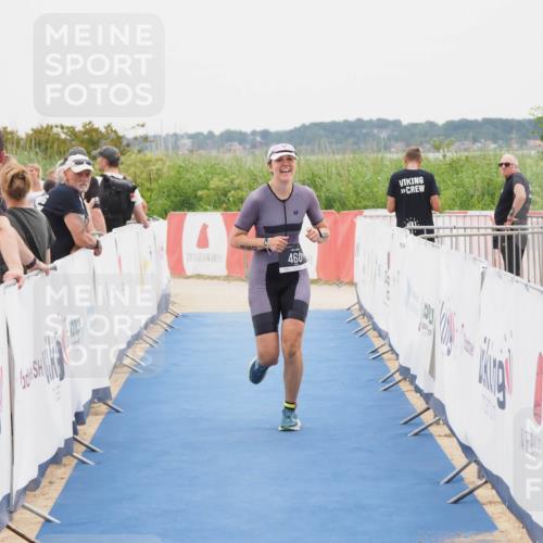 22.06.2025 - Viking Triathlon MichiJ http://msf.ph/oto/8083940 22.06.2025 16:11:01 Ziel 460 meine-sportfotos.de