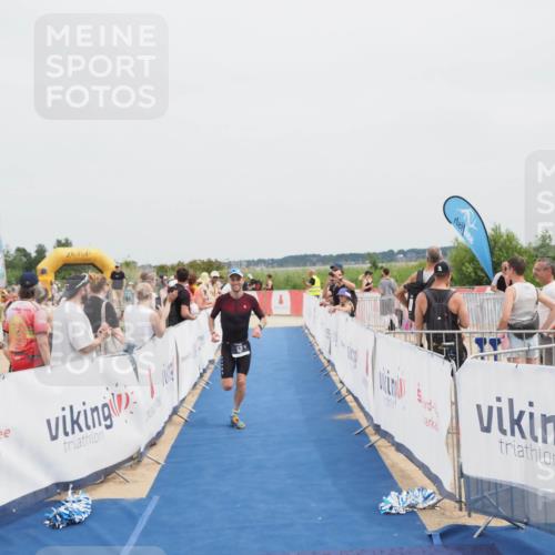 22.06.2025 - Viking Triathlon MichiJ http://msf.ph/oto/8083968 22.06.2025 14:41:58 Ziel 527 meine-sportfotos.de