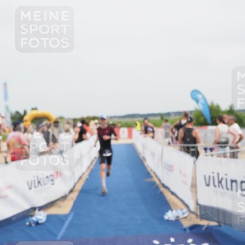 22.06.2025 - Viking Triathlon MichiJ http://msf.ph/oto/8083990 22.06.2025 14:41:58 Ziel 527 meine-sportfotos.de