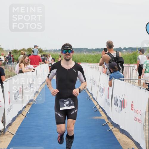 22.06.2025 - Viking Triathlon MichiJ http://msf.ph/oto/8084017 22.06.2025 14:49:45 Ziel 310 meine-sportfotos.de