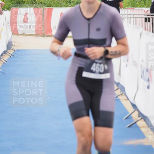 22.06.2025 - Viking Triathlon MichiJ http://msf.ph/oto/8084071 22.06.2025 16:11:03 Ziel 460 meine-sportfotos.de