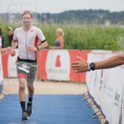 22.06.2025 - Viking Triathlon MichiJ http://msf.ph/oto/8084079 22.06.2025 14:49:49 Ziel 294, 310 meine-sportfotos.de