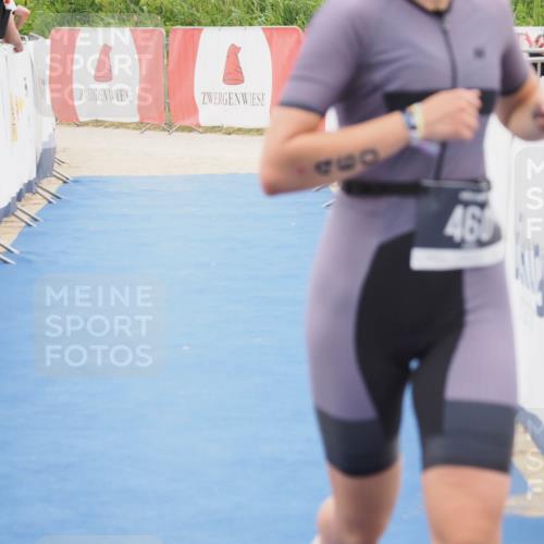 22.06.2025 - Viking Triathlon MichiJ http://msf.ph/oto/8084088 22.06.2025 16:11:03 Ziel 460 meine-sportfotos.de