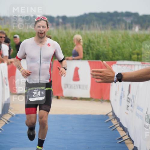 22.06.2025 - Viking Triathlon MichiJ http://msf.ph/oto/8084109 22.06.2025 14:49:50 Ziel 294 meine-sportfotos.de