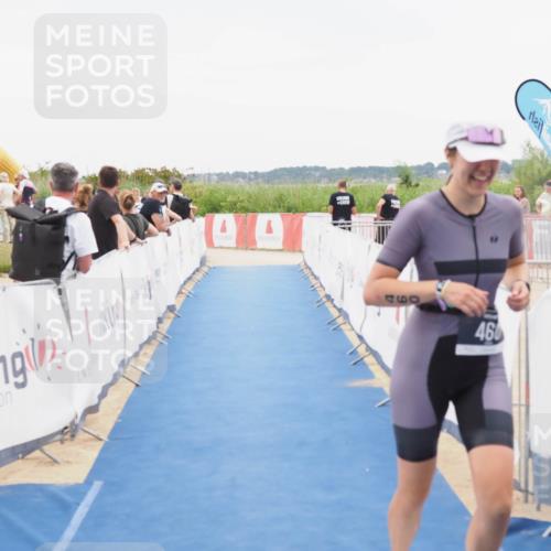 22.06.2025 - Viking Triathlon MichiJ http://msf.ph/oto/8084125 22.06.2025 16:11:04 Ziel 460 meine-sportfotos.de